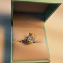 Women's Ring - White Gold 18k (.750) 3.2 grams Size 6