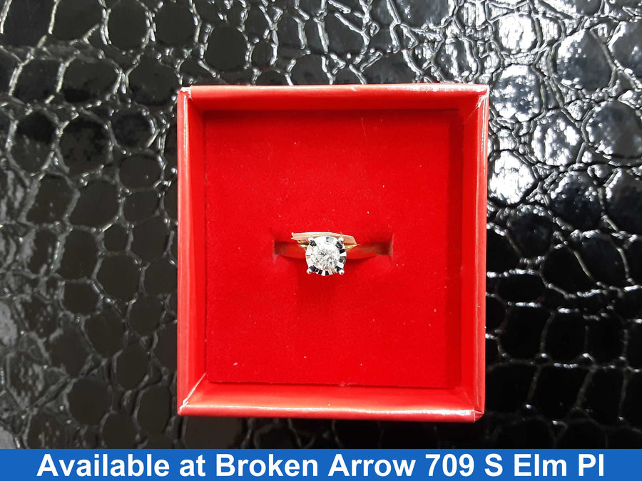 Women's Ring - Solitaire - Yellow Gold 10k (.417) 2.6 grams Size 20