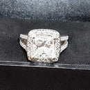 Women's Ring - White Gold 18k (.750) 12.2 grams Size 20