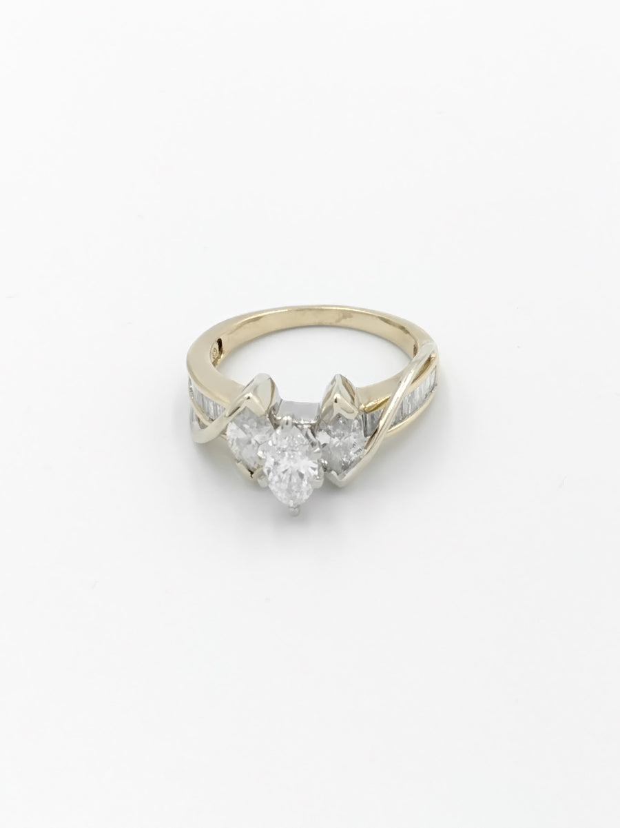 Women's Ring - Yellow Gold 14k (.585) 5.1 grams Size 7.5