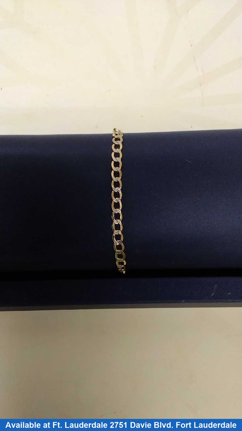 Bracelet - Yellow Gold 10k (.417) 4 grams 8 inch