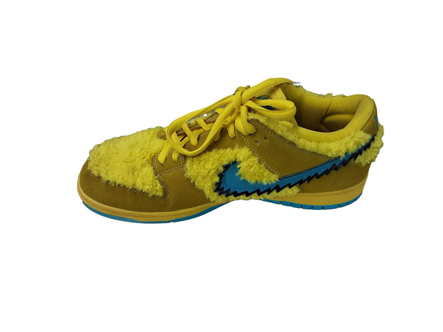 Nike Cj5378-700 Yellow