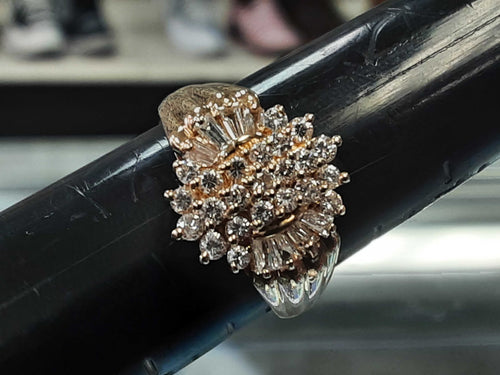 Women's Ring - Yellow Gold 14k (.585) 5.8 grams Size 8