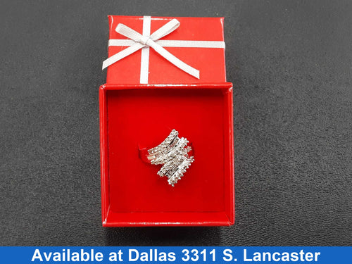 Women's Ring - White Gold 10k (.417) 4.9 grams Size 8.5