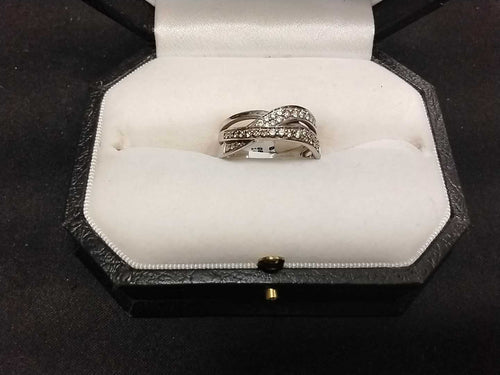 Women's Ring - White Gold 14k (.585) 5.6 grams Size 6