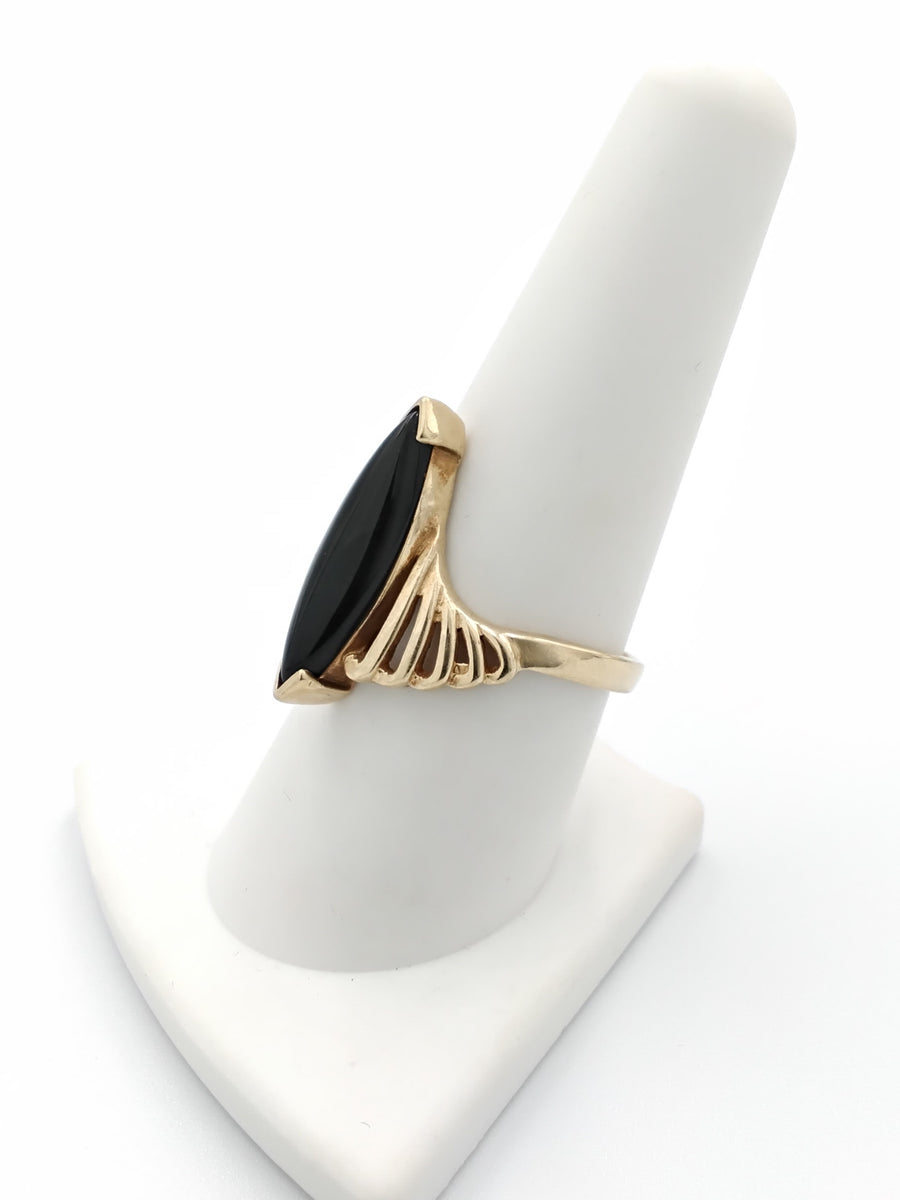 Women's Ring - Yellow Gold 10k (.417) 4 grams Size 8.5