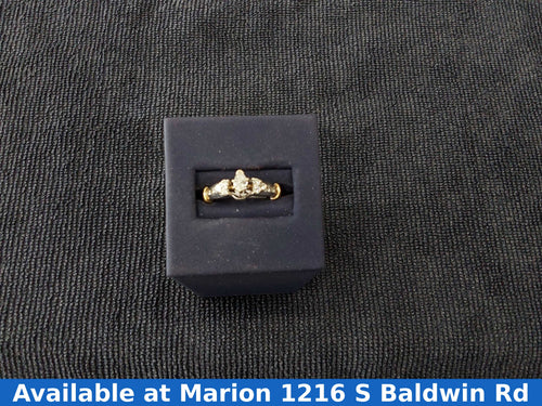 Women's Ring - White Gold 14k (.585) 4 grams Size 9.5