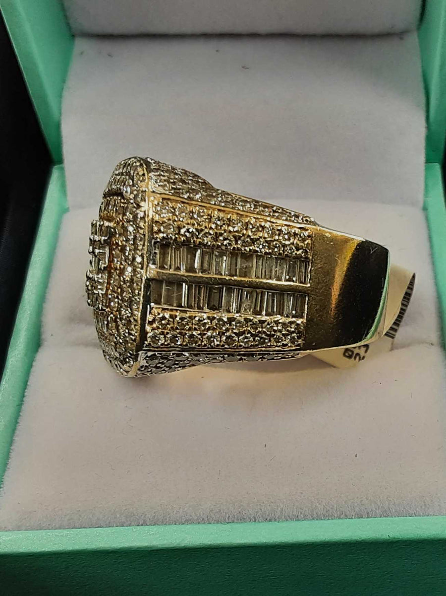 Men's Ring - Yellow Gold 10k (.417) 17.6 grams Size 8.5