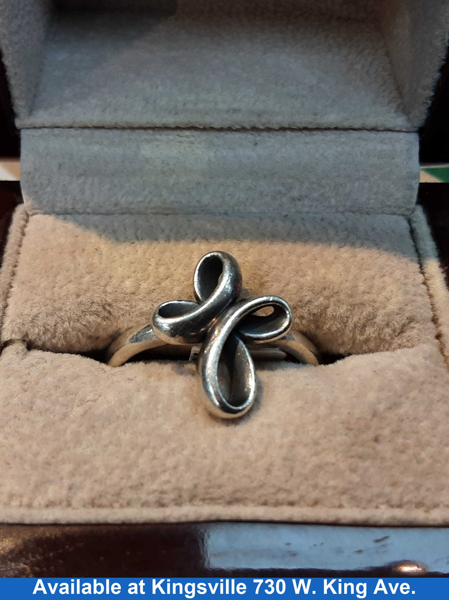 Women's Ring - Silver 5.1 grams Size 11.5