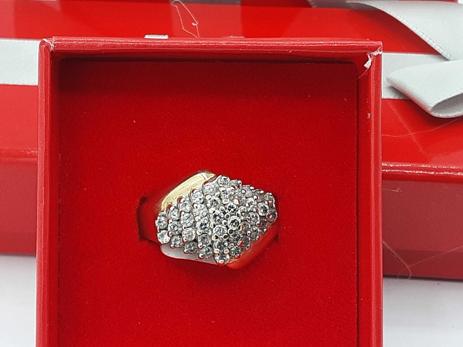 Women's Ring - Yellow Gold 14k (.585) 6.8 grams Size 6.5