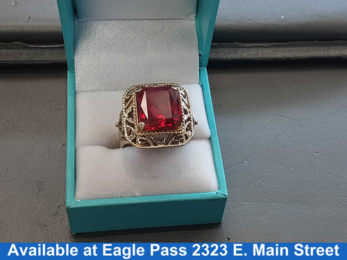 Women's Ring - Yellow Gold 10k (.417) 8.9 grams Size 10