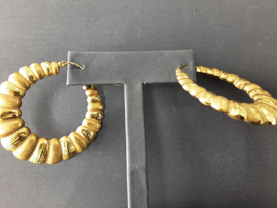 Shrimp Earrings - Yellow Gold 10k (.417) 6.4 grams
