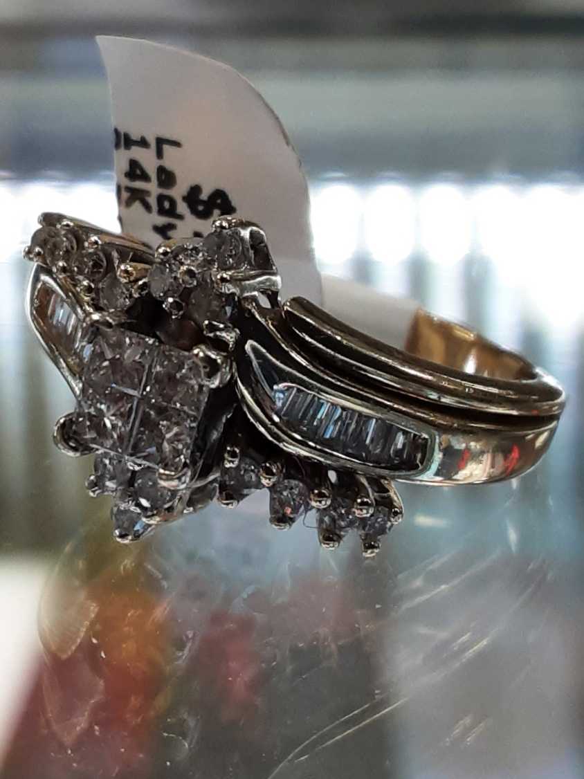 Women's Ring - Yellow Gold 14k (.585) 6.2 grams Size 9