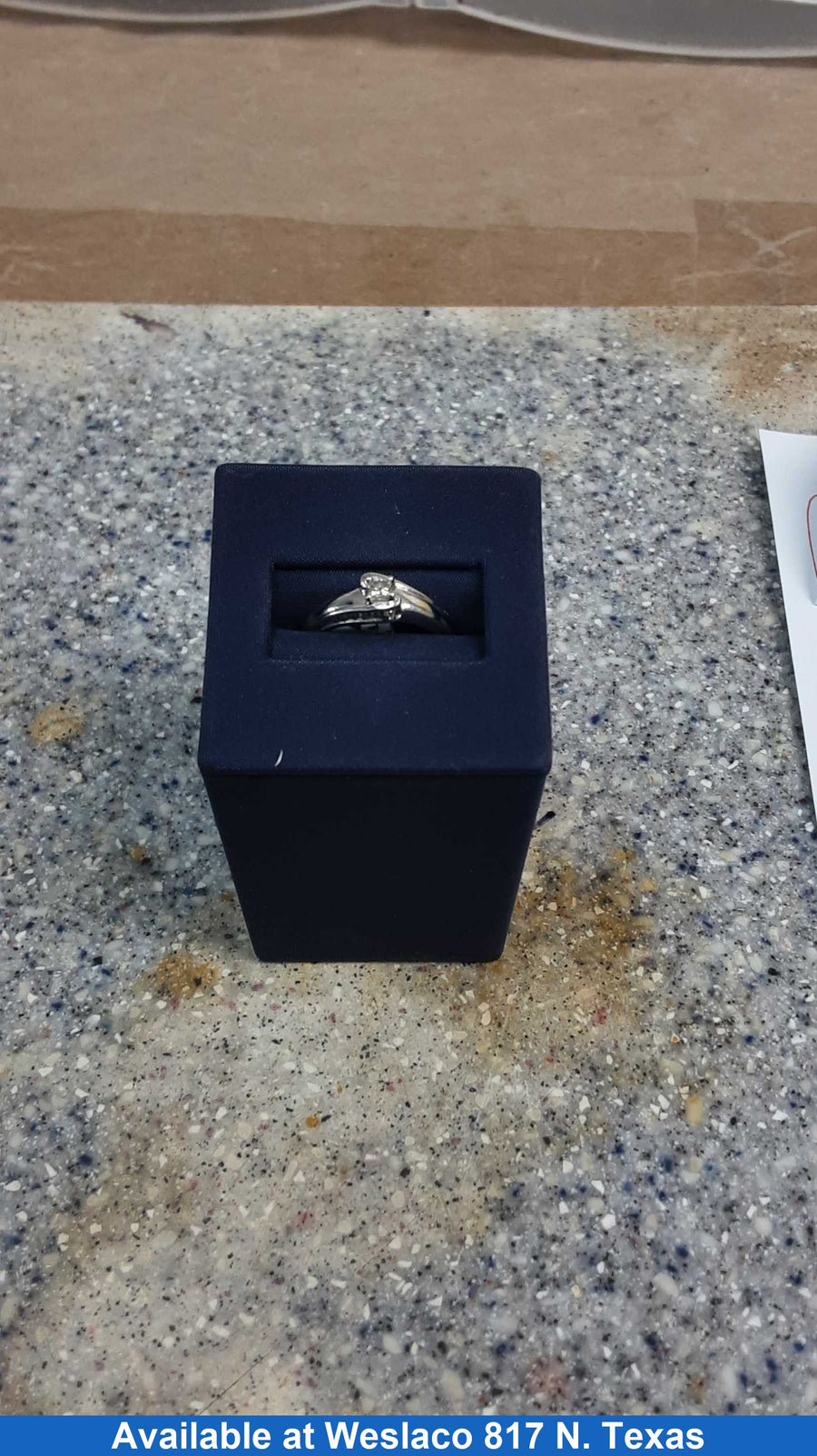 Women's Ring - Solitaire - White Gold 10k (.417) 2.4 grams Size 7