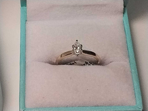 Women's Ring - Solitaire - Yellow Gold 14k (.585) 1.6 grams Size 5