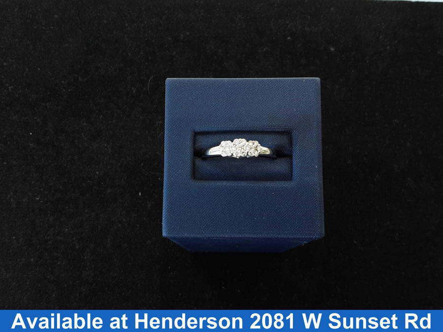Women's Ring - White Gold 14k (.585) 2.3 grams Size 8