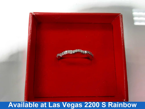 Women's Ring - Silver 1.6 grams Size 6