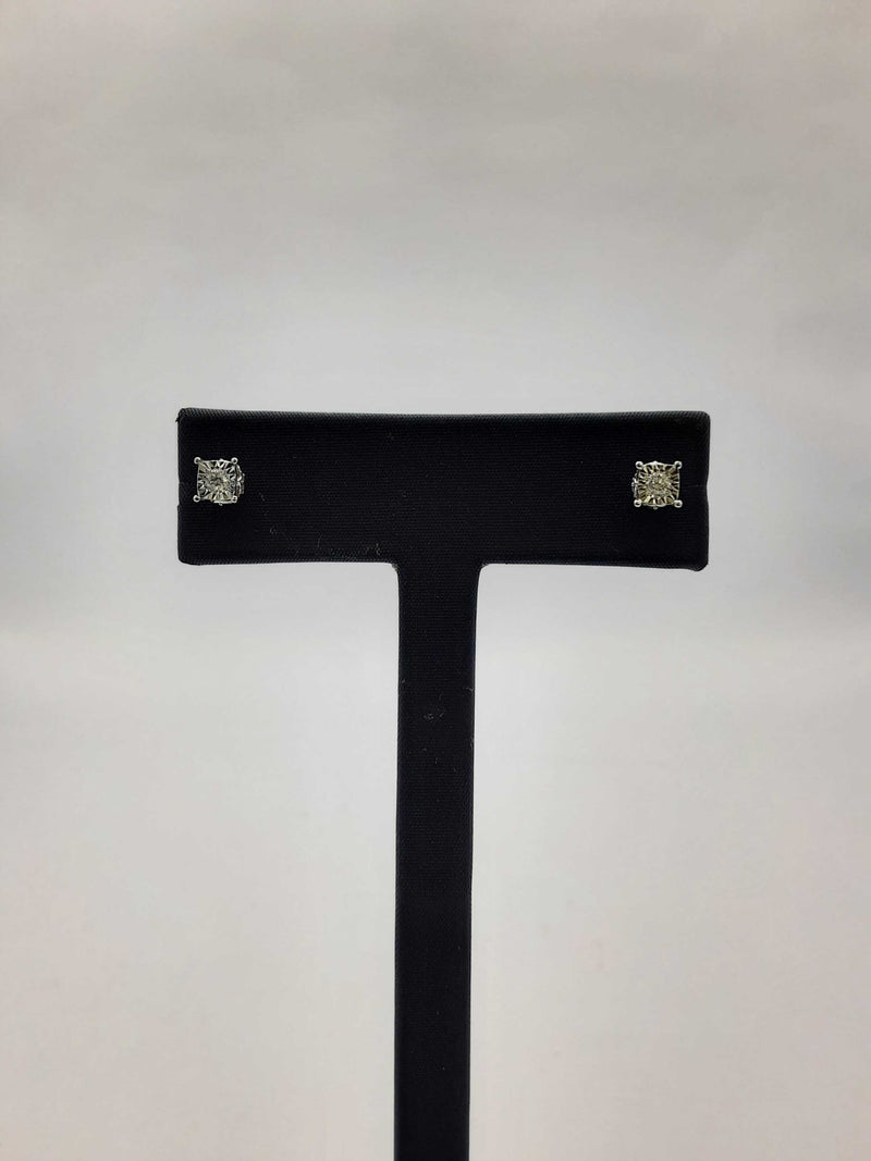 14kt Diamond Stud Earrings