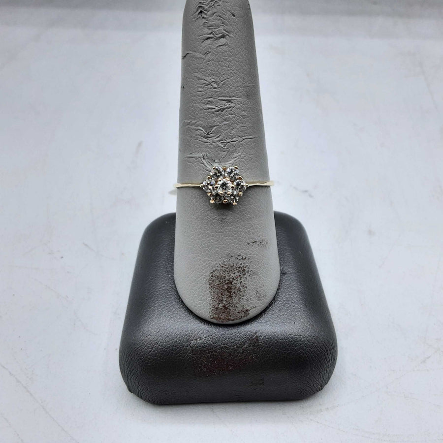 Women's Ring - Yellow Gold 10k (.417) 1.3 grams Size 8.5
