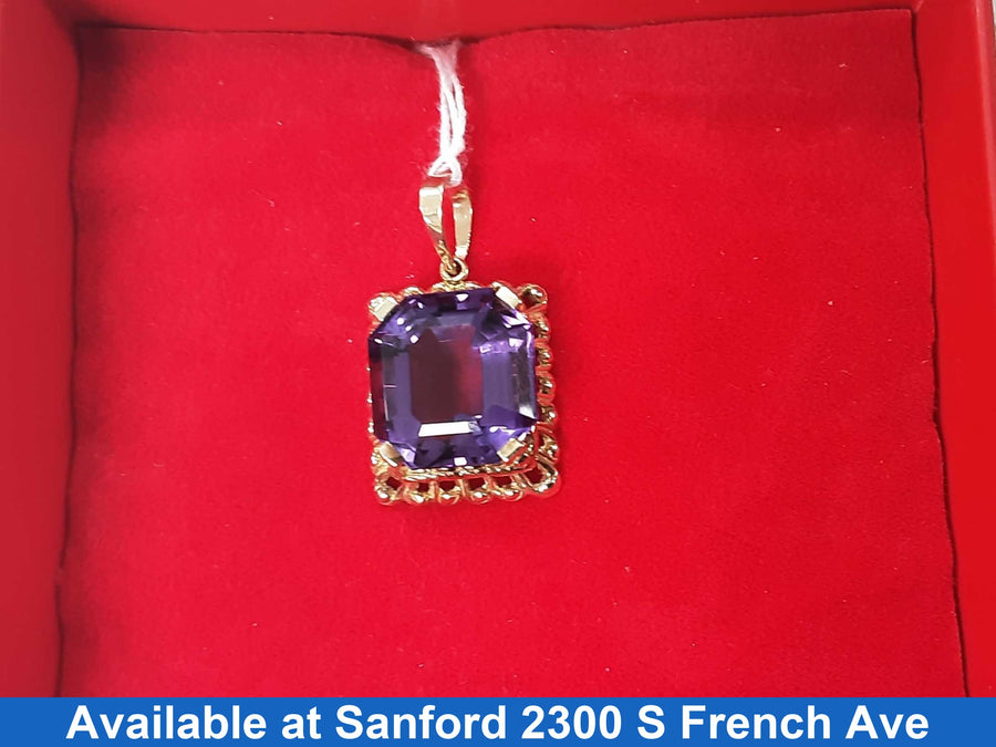 Diamond Pendant - Yellow Gold 14k (.585) 7.1 grams