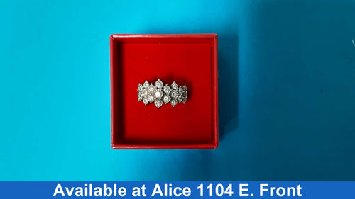 Women's Ring - White Gold 14k (.585) 6.8 grams Size 8