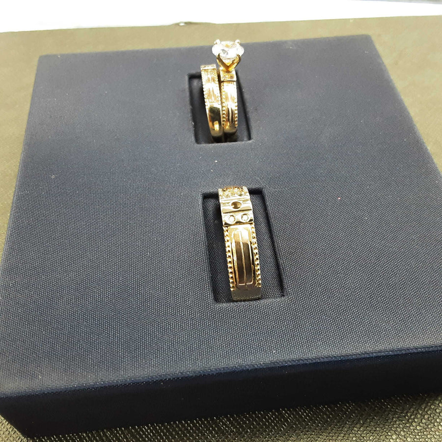 Ring - Wedding Set - Yellow Gold 10k (.417) 9 grams Size 8