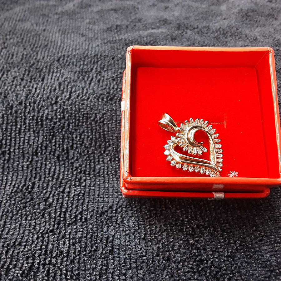 Symbol Pendant - Yellow Gold 10k (.417) 4.8 grams