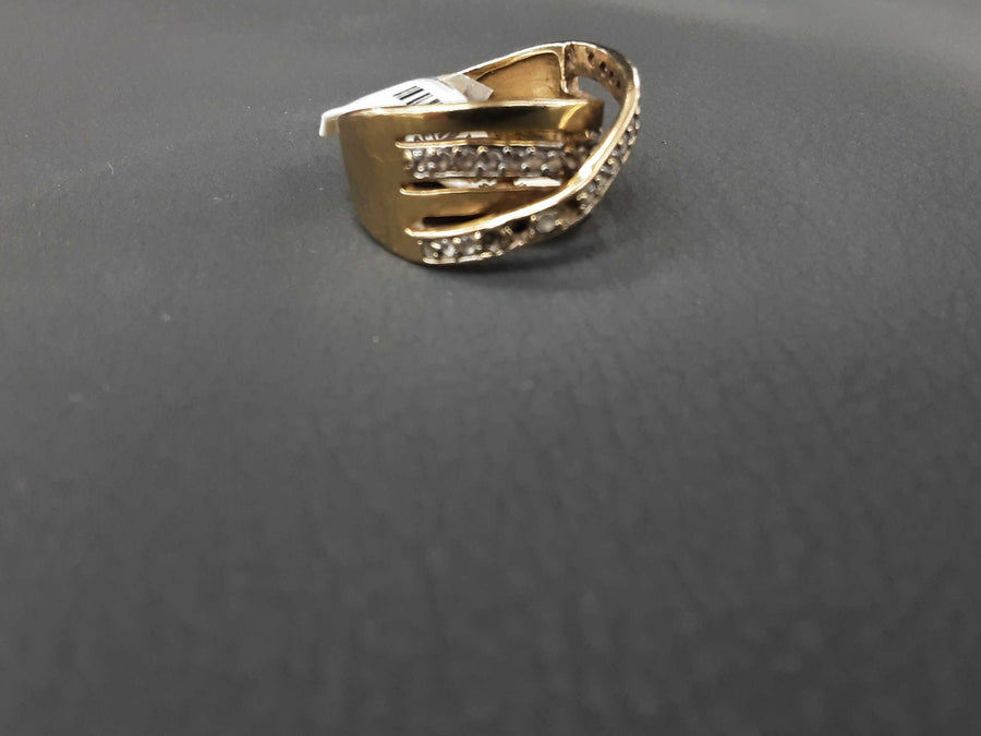 Women's Ring - Yellow Gold 10k (.417) 5.6 grams Size 10