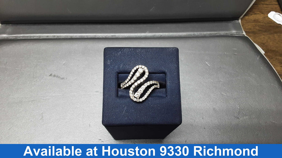Women's Ring - White Gold 14k (.585) 6.1 grams Size 8.5