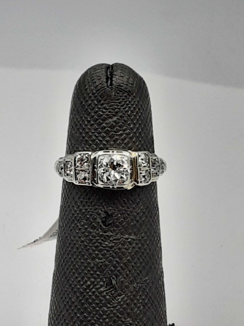 Lady's Ring - Fashion White Gold 14k (.585) 2.1 grams Size 4.5