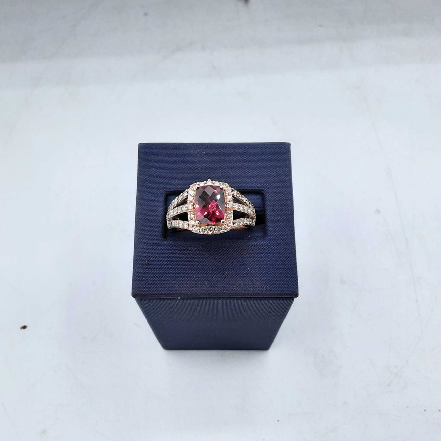 Women's Ring - Rose Gold 14k (.585) 6.2 grams Size 7.5