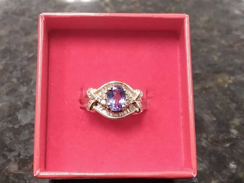 Women's Ring - Yellow Gold 14k (.585) 4.9 grams Size 8