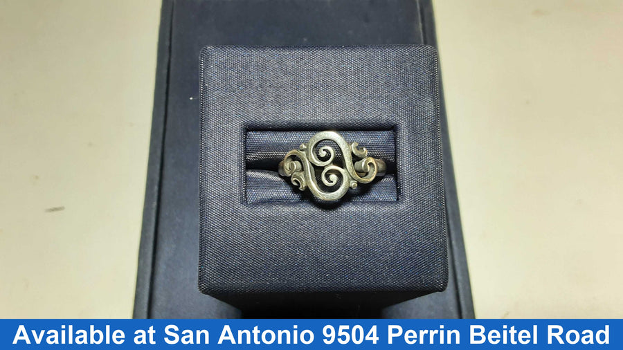 Women's Ring - Silver 2.8 grams Size 6