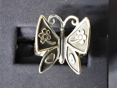 Women's Ring - Silver 10.2 grams Size 20