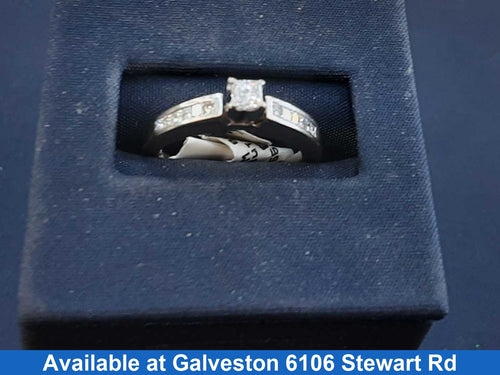 Women's Ring - Anniversary - White Gold 14k (.585) 3.2 grams Size 5