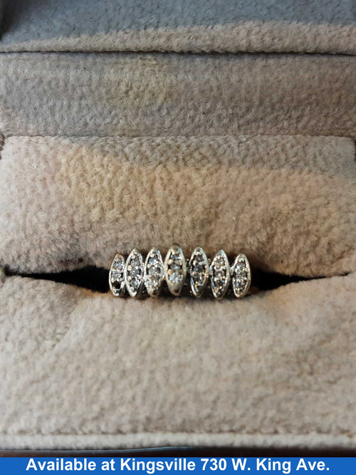 Women's Ring - Yellow Gold 14k (.585) 3.2 grams Size 8.5