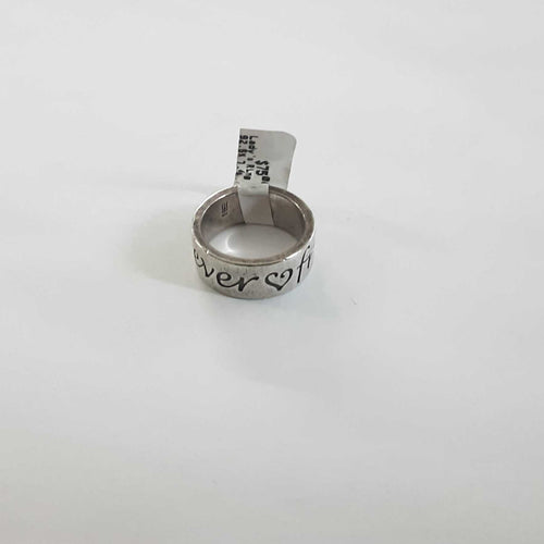 Women's Ring - Silver 7.4 grams Size 6.5