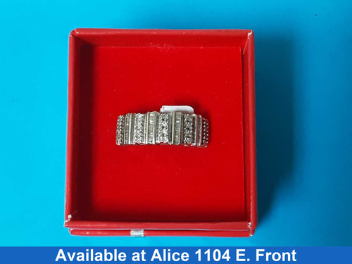 Men's Ring - Yellow Gold 10k (.417) 4.6 grams Size 10