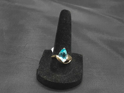 Women's Ring - Yellow Gold 10k (.417) 3.4 grams Size 8