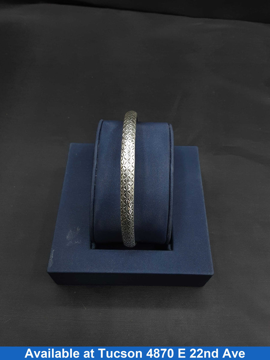 Bangle Bracelet - Silver 9 grams 8 inch