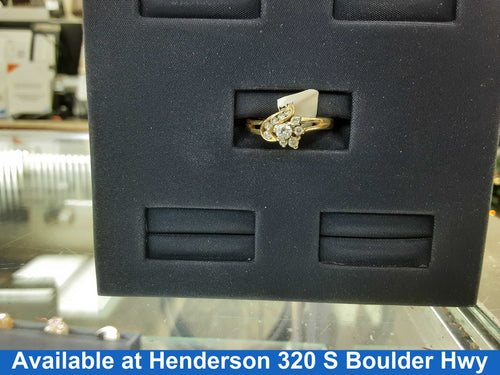 Women's Ring - Yellow Gold 10k (.417) 2.8 grams Size 8