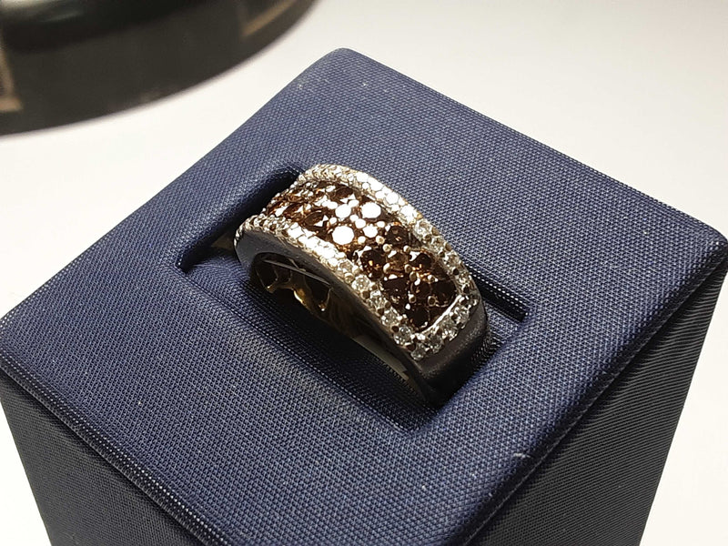Fancy Wedding Band Yellow Gold 10k (.417) 5.5 grams Size 5