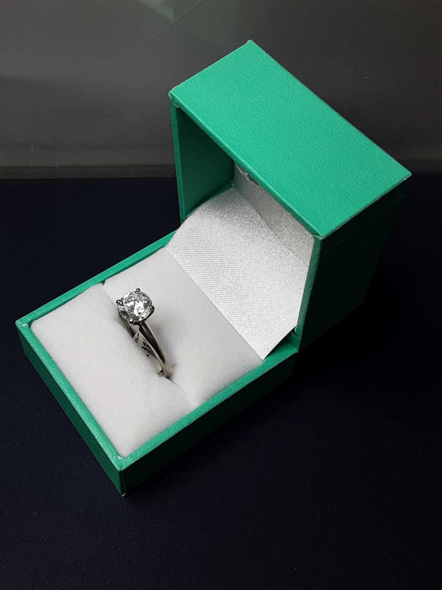 Women's Ring - Solitaire - White Gold 14k (.585) 2.5 grams Size 9.5