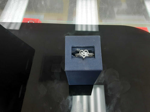 Women's Ring - Silver 2.9 grams Size 10
