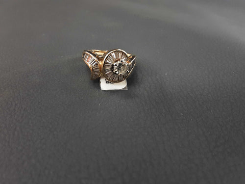 Women's Ring - Yellow Gold 14k (.585) 6.9 grams Size 7