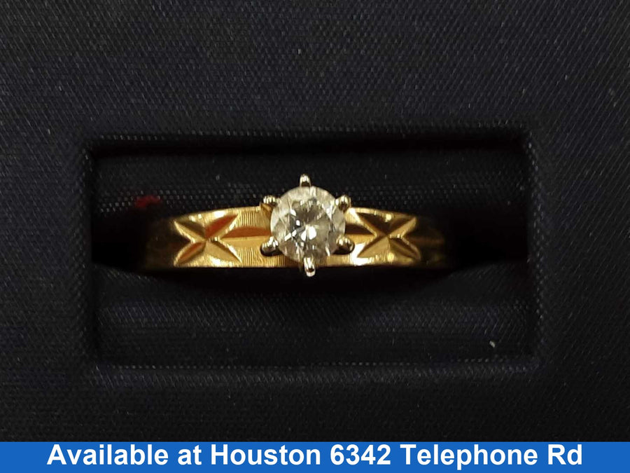 Women's Ring - Solitaire - Yellow Gold 10k (.417) 2.5 grams Size 9