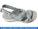 Clarks 15906 Gray