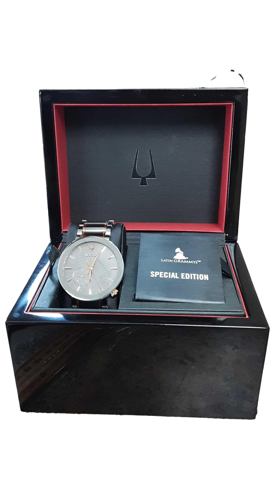 Bulova 98a309 Silver Regular Watch