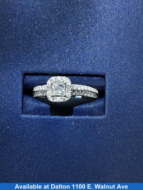 Women's Ring - White Gold 14k (.585) 3.6 grams Size 8.5