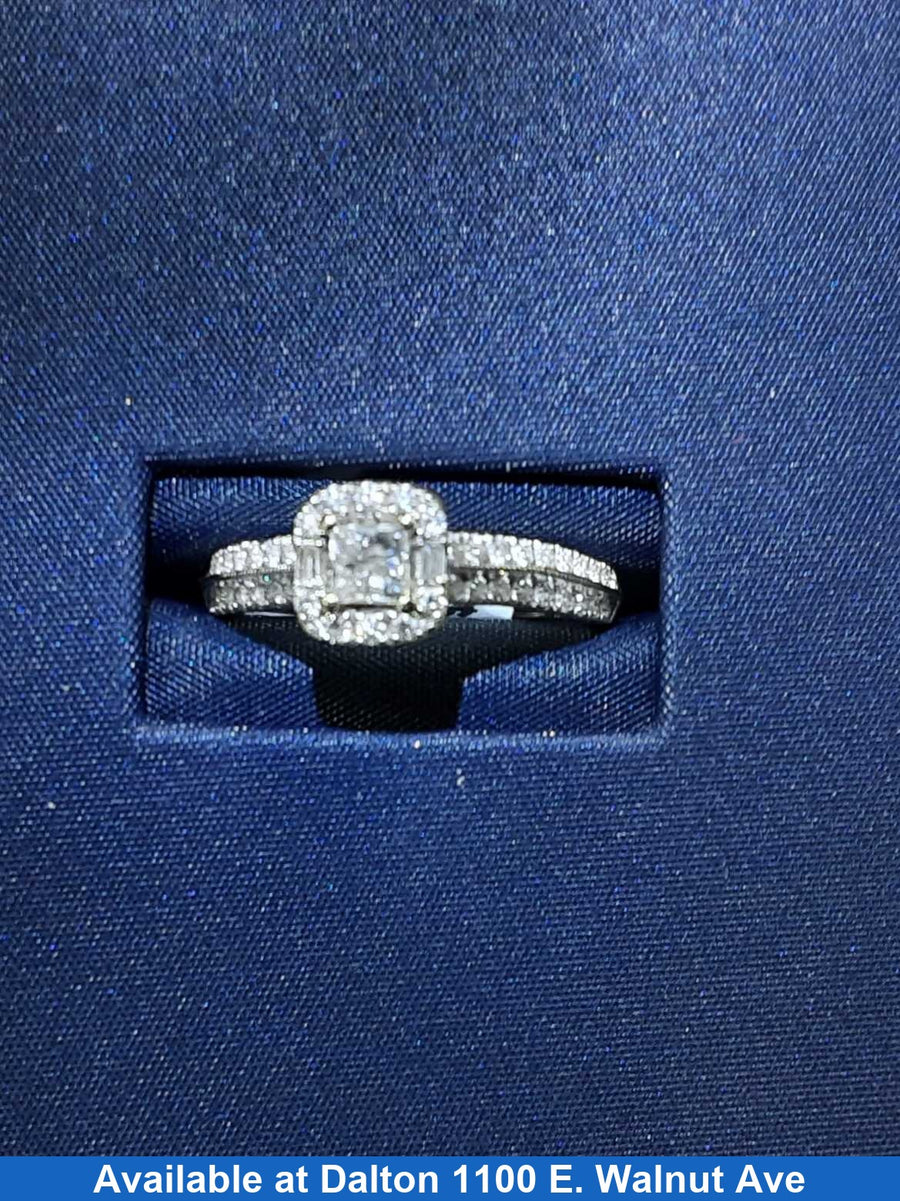Women's Ring - White Gold 14k (.585) 3.6 grams Size 8.5
